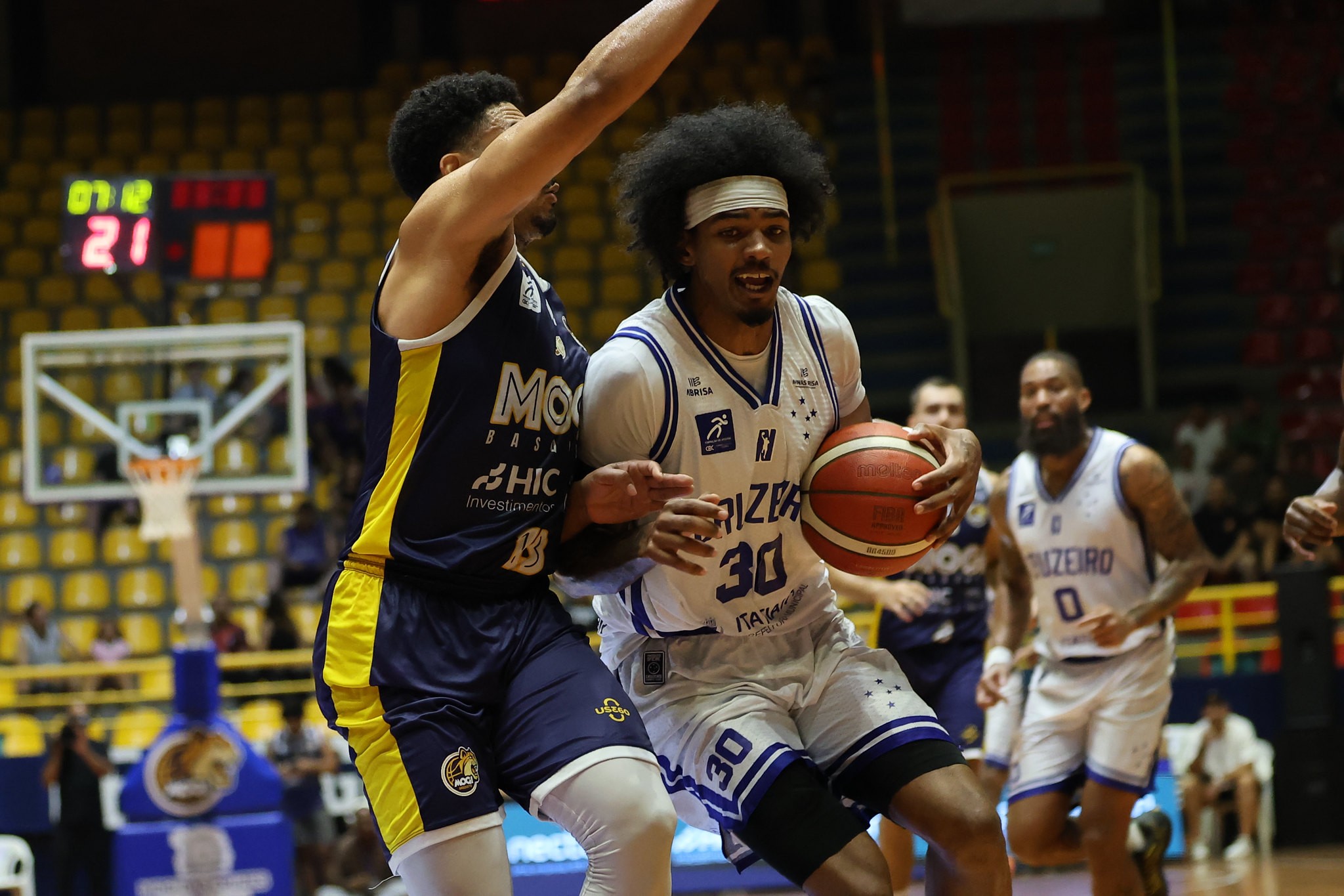 Cruzeiro supera o Mogi Basquete em jogo emocionante da NBB 2025/26!