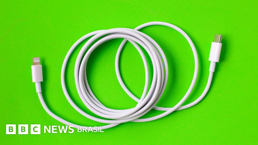 Cuidado com os seus cabos de celular! Saiba como evitar erros comuns.