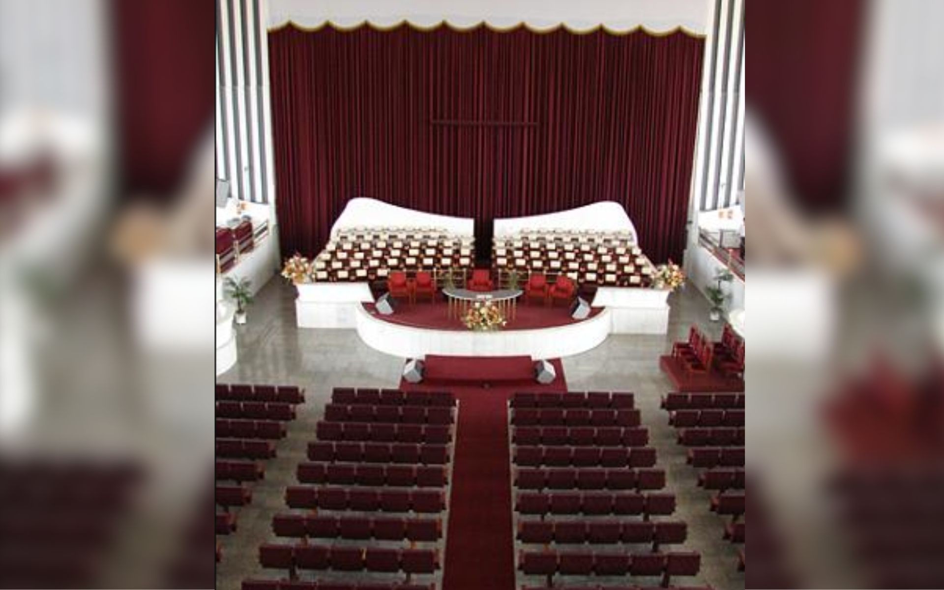 Desabamento de Igreja Evangélica em São José do Rio Preto: Teto Cede e Deixa Comunidade em Choque