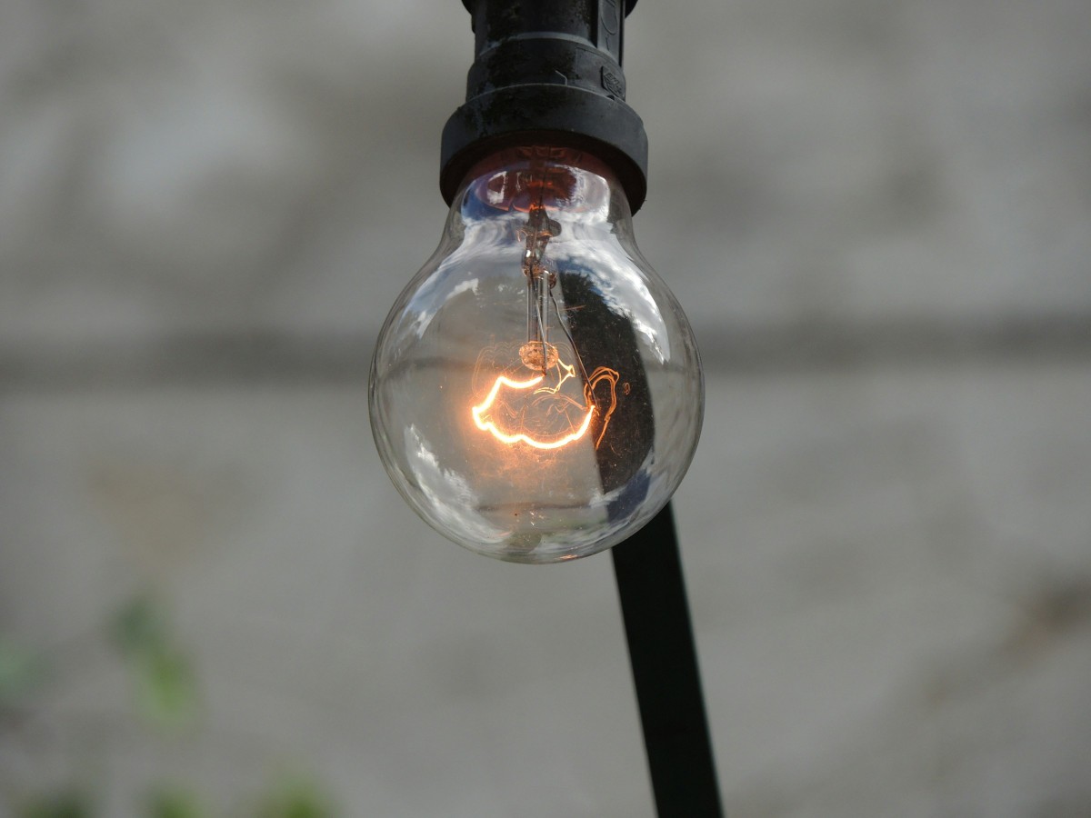 Energia elétrica foi principal pressão na inflação de 2025, diz IBGE