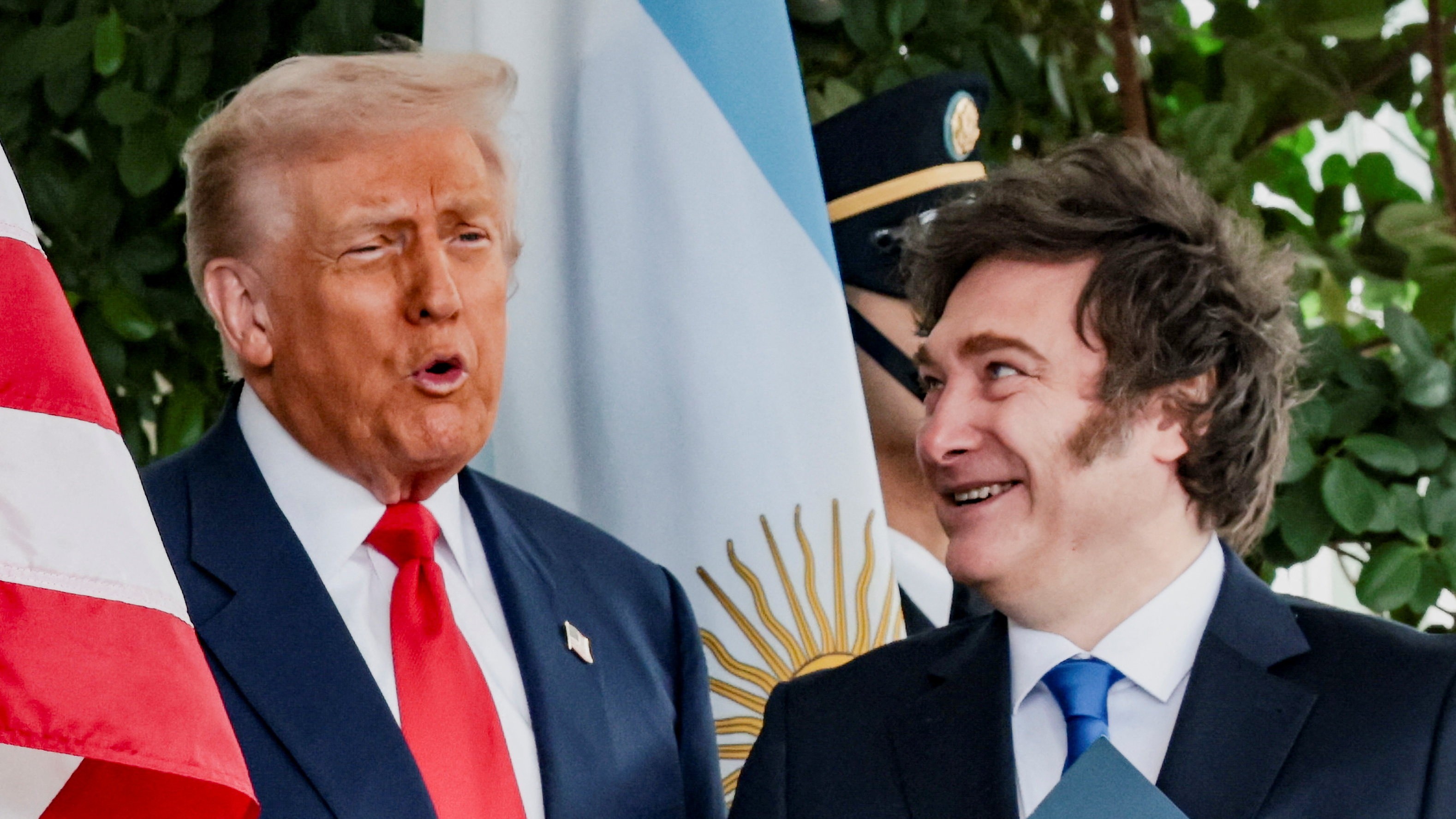 EUA e Argentina assinam acordo comercial com redução de tarifas e acesso a minerais crític