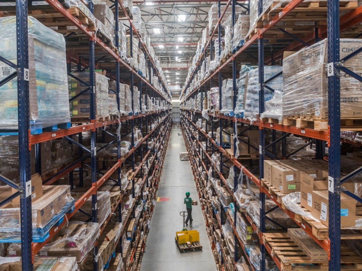 Feirão em Campinas oferece 600 vagas de emprego em rede de farmácias; veja como participar