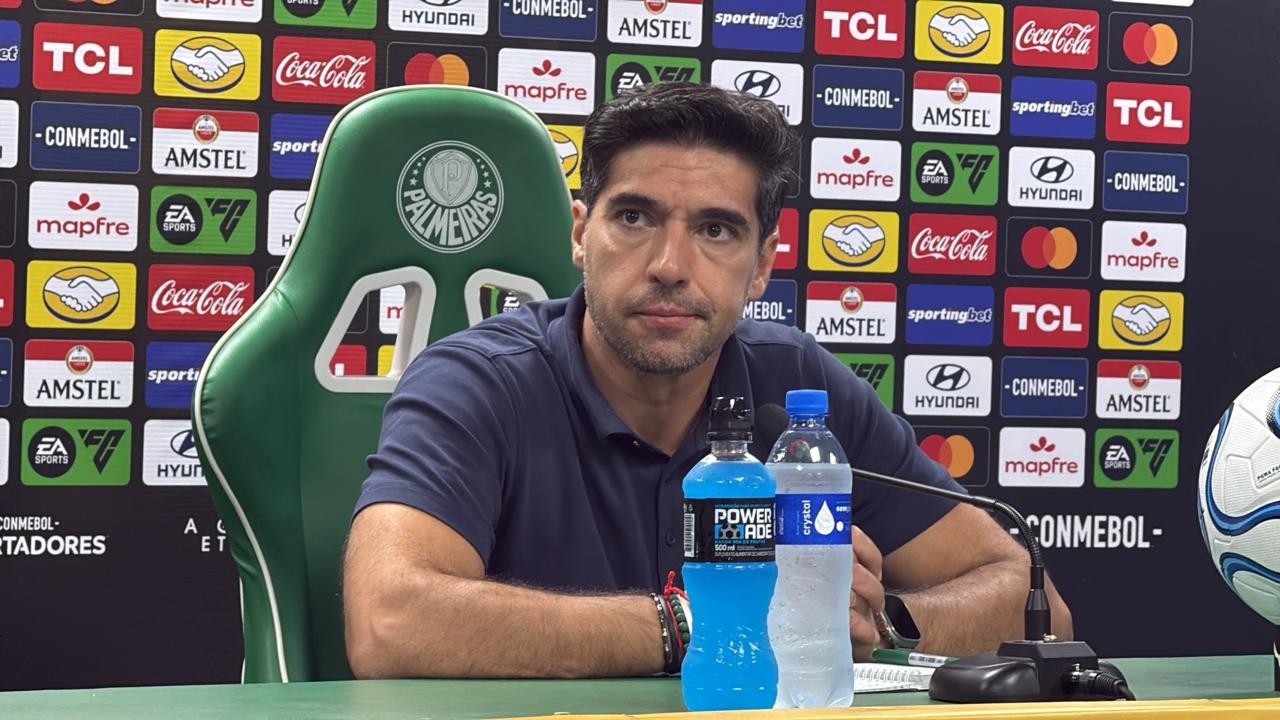 Flamengo x Palmeiras: Abel Ferreira pede coragem da arbitragem no duelo de líderes