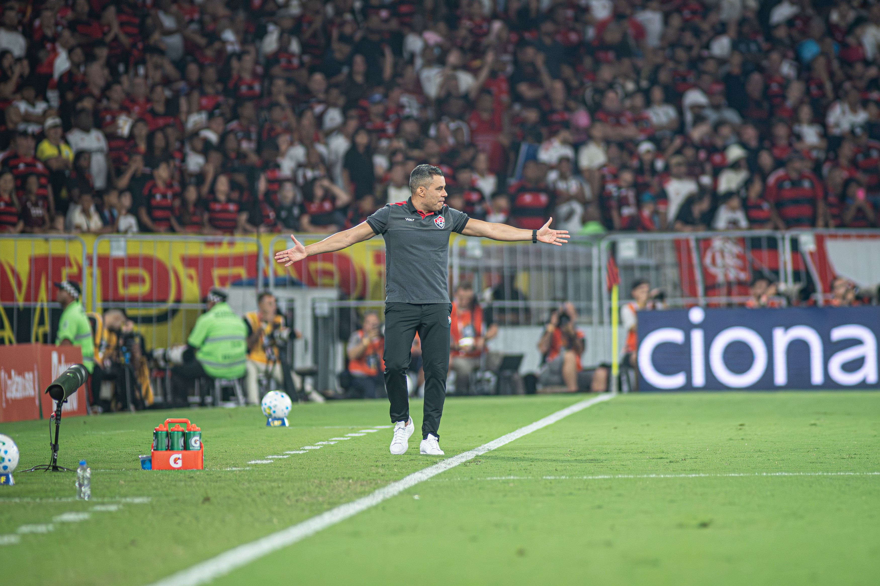 Flamengo x Vitória: Jair Ventura reclama do VAR e confia no Barradão