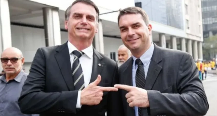 Flávio Bolsonaro: Estratégia de Defesa para o Pai Preso