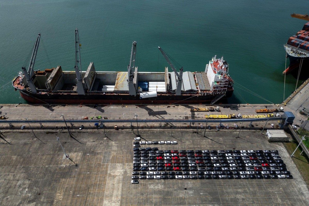 FT: Exportações de carros da China devem saltar com desaceleração das vendas internas
