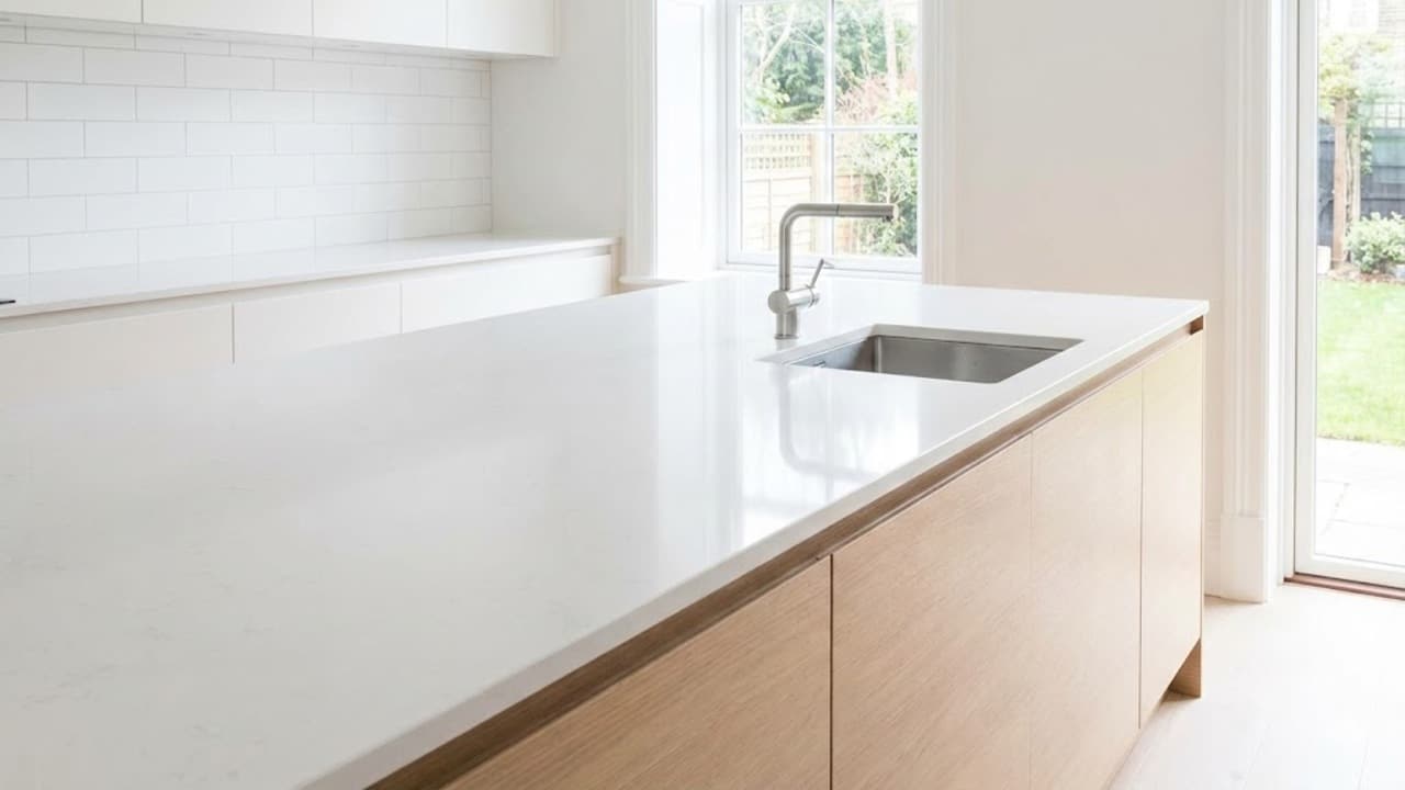 Garagem de Eletrodomésticos: 5 Benefícios para Cozinhas Organizadas