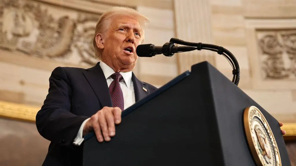 Governo Trump Desvenda Arquivos Sobre OVNI e Vida Extraterrestre
