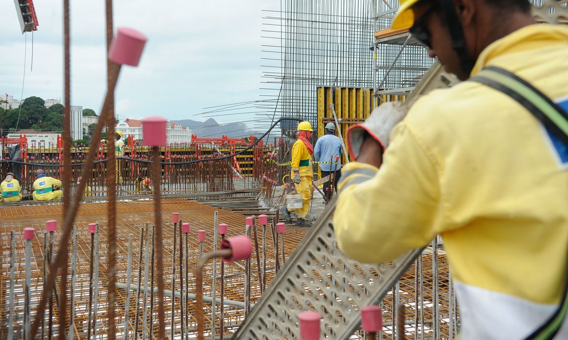 Guerra no Oriente Médio: como a construção civil brasileira está sendo afetada