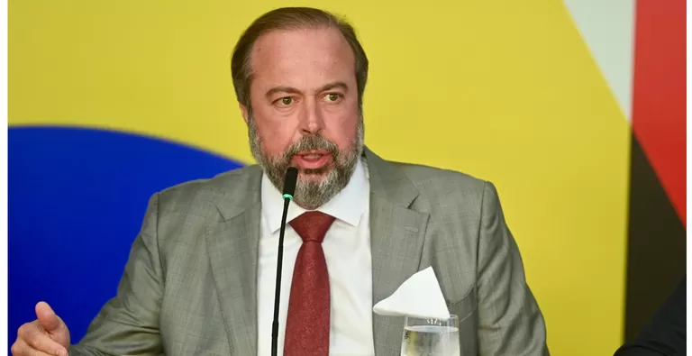 Guerra no Petróleo: Governo do Brasil toma medidas para proteger consumidores e garantir abastecimento