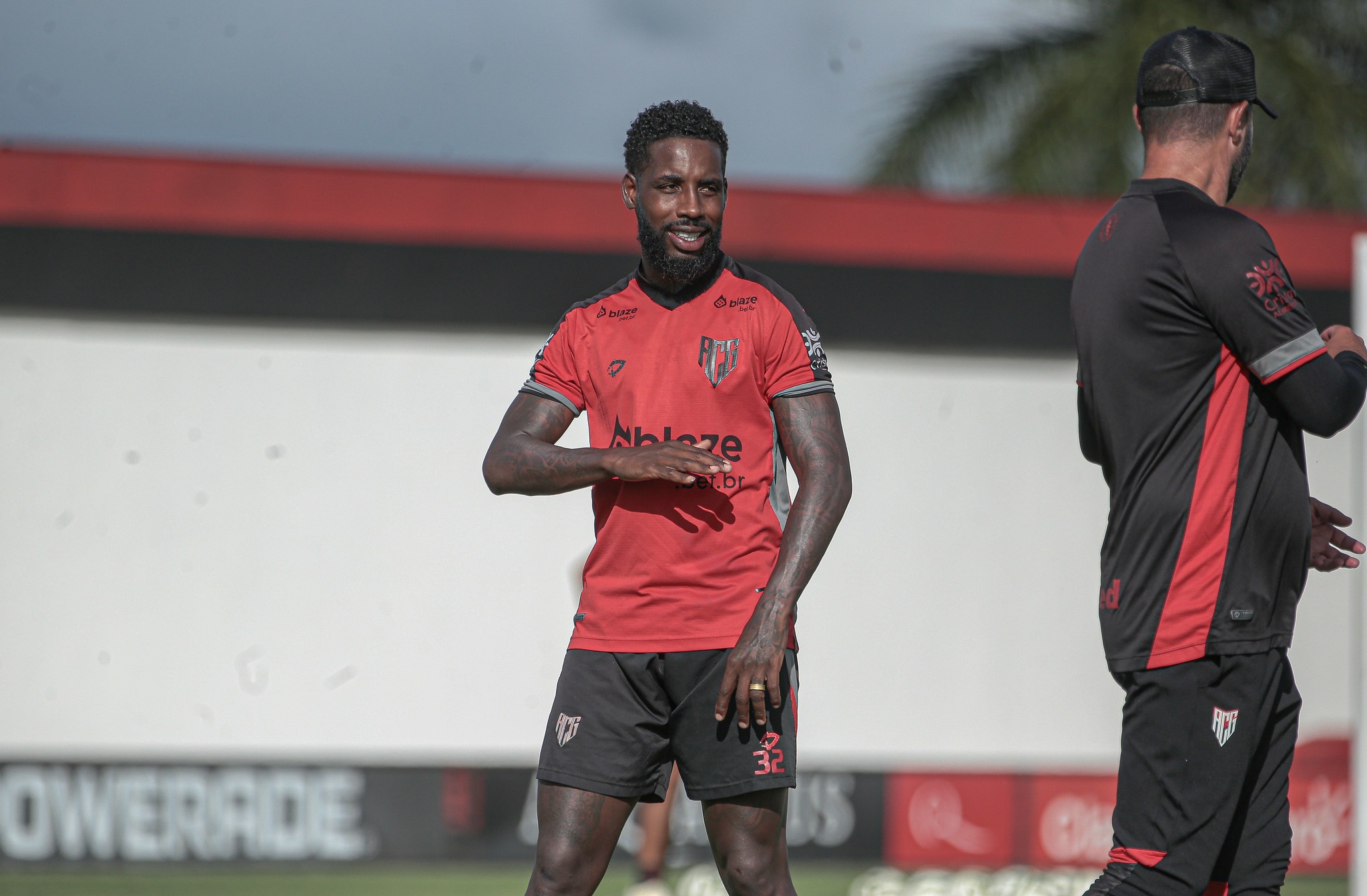 Guilherme Romão tem propostas e pode deixar o Atlético-GO