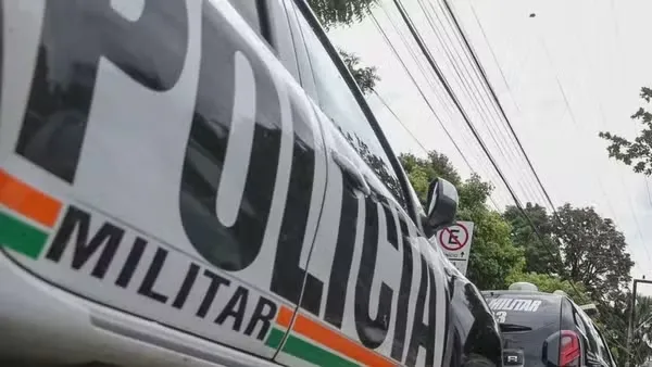 Homem é Preso em Fortaleza ao Tentar Subornar Policiais com R$ 10 mil por Tráfico de Drogas