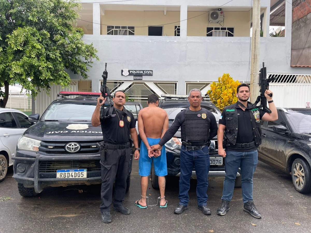 Homem é preso por ameaçar, agredir com facão e manter companheira em cárcere privado no ES