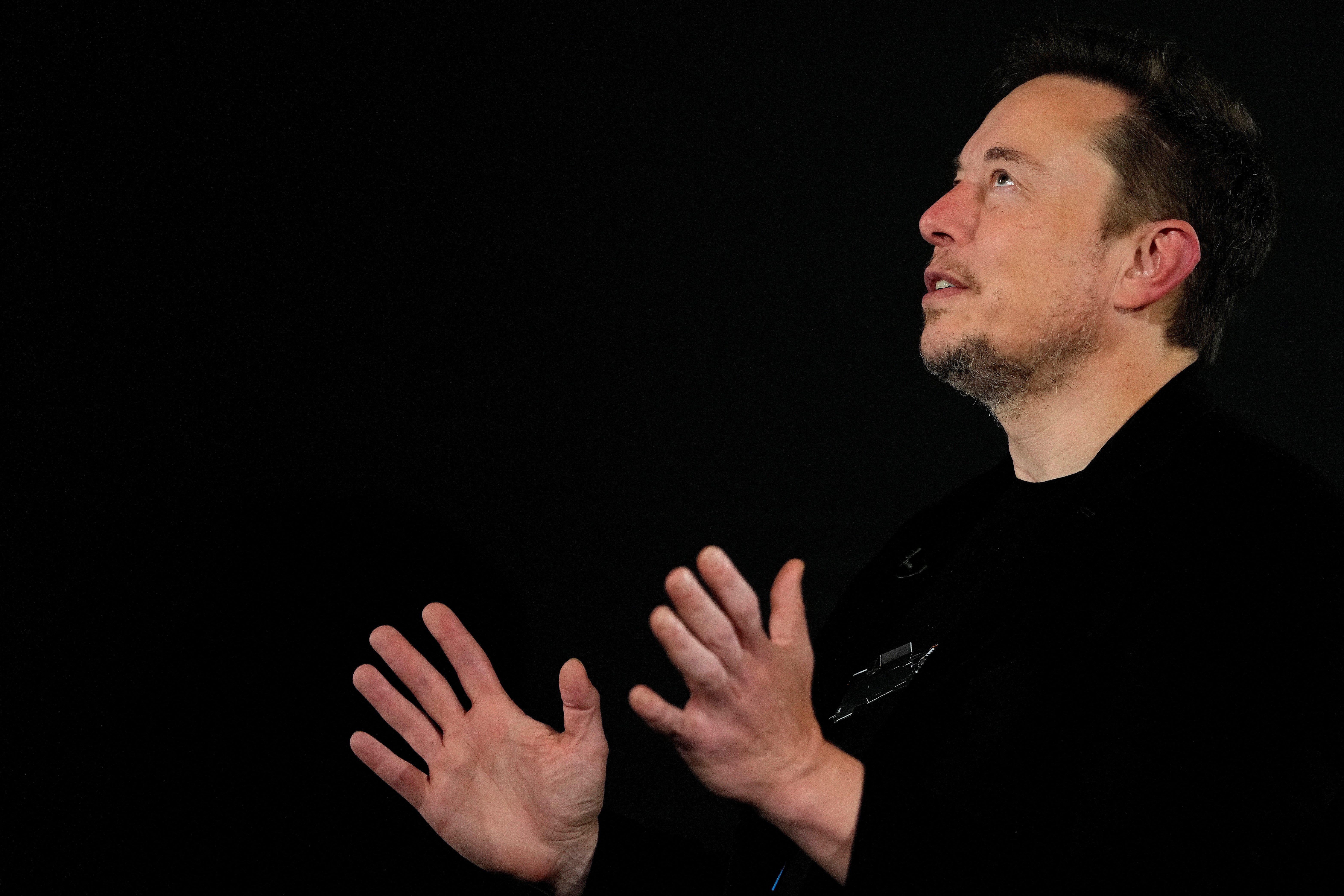 IPO da SpaceX atrai mais de R$ 360 bilhões em demanda de pessoas físicas brasileiras