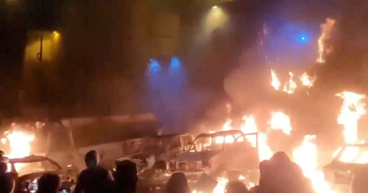 Irã culpa EUA pelos protestos violentos no país em carta à ONU, diz agência