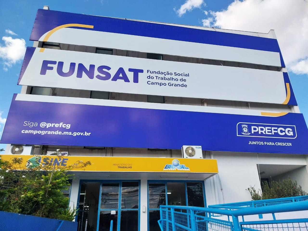 Janeiro começa com mais de mil oportunidades de emprego em Campo Grande; conf...