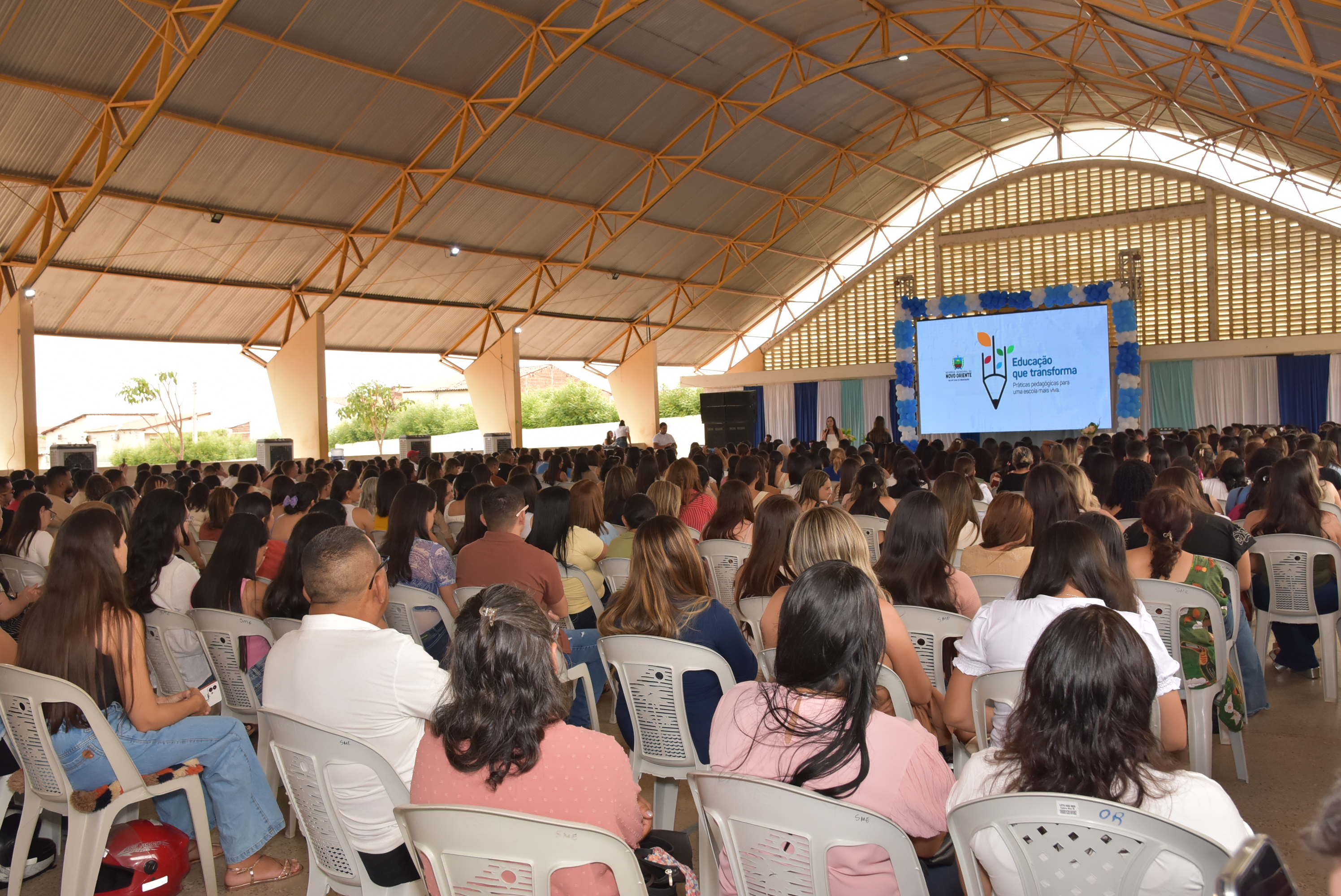 Jornada Pedagógica 2026: Profissionais da Rede Municipal se Reúnem em Novo Oriente