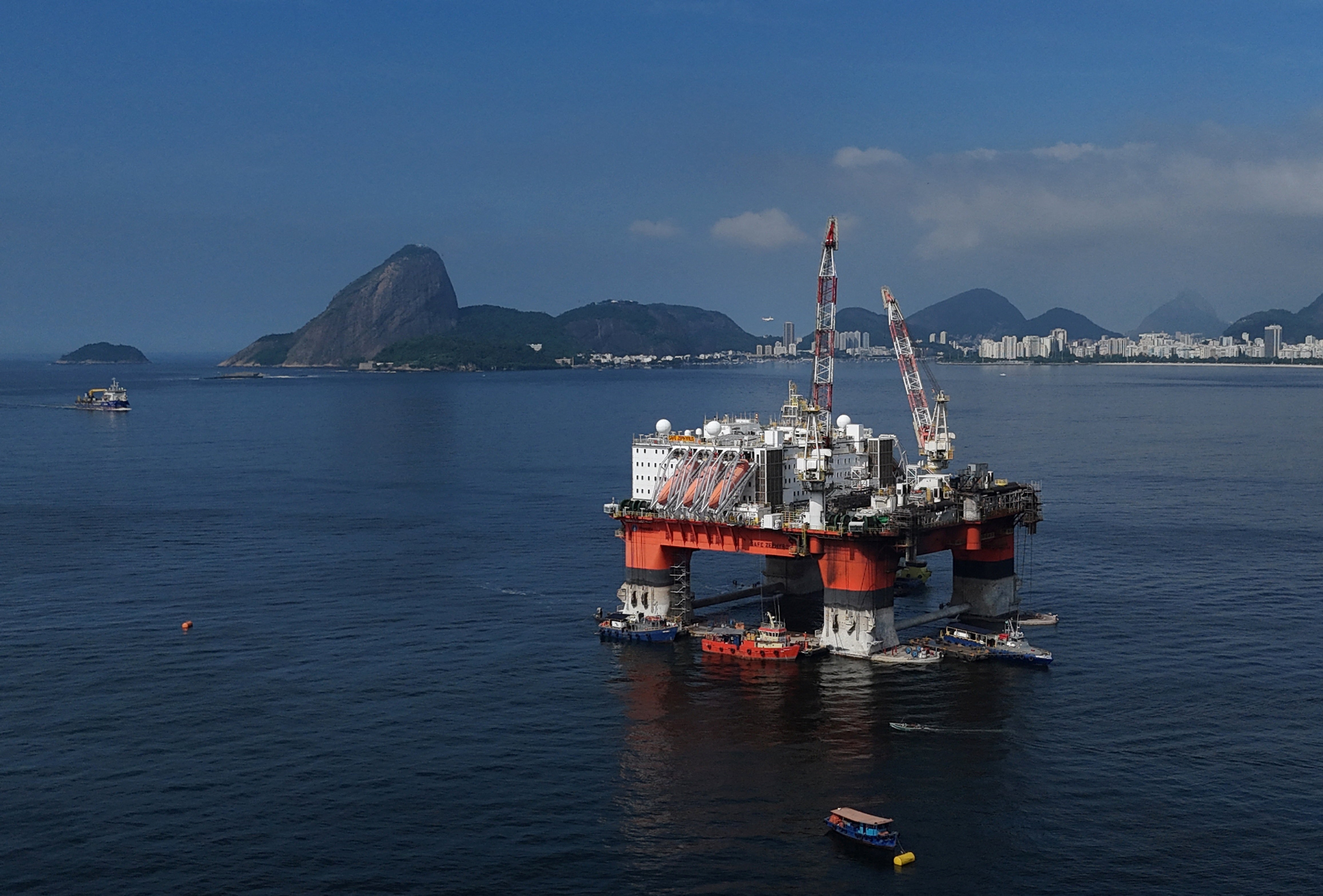 Justiça: Imposto de Exportação de Petróleo é Suspendido devido a Análise Jurídica Questionável