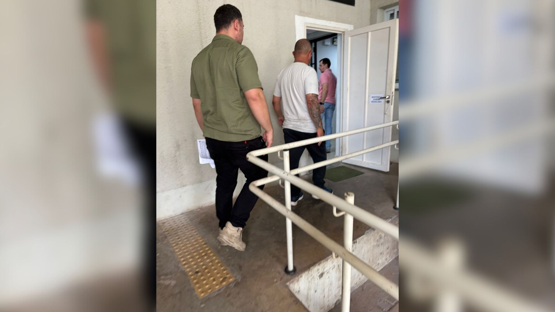 Justiça torna réu professor de futebol preso por suspeita de abusar de crianças e adolesce