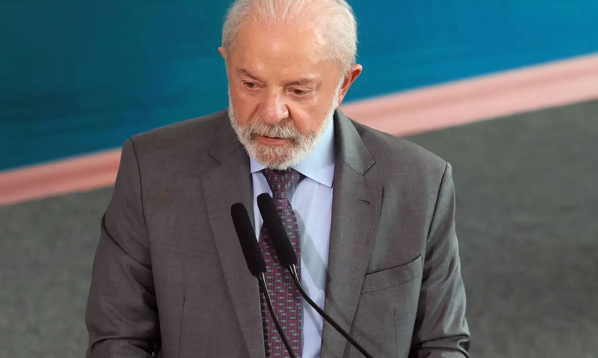Lula Condena Ameaças à Amazônia Latina: 'Não É Possível Alguém Achar que é Dono dos Outros Países'