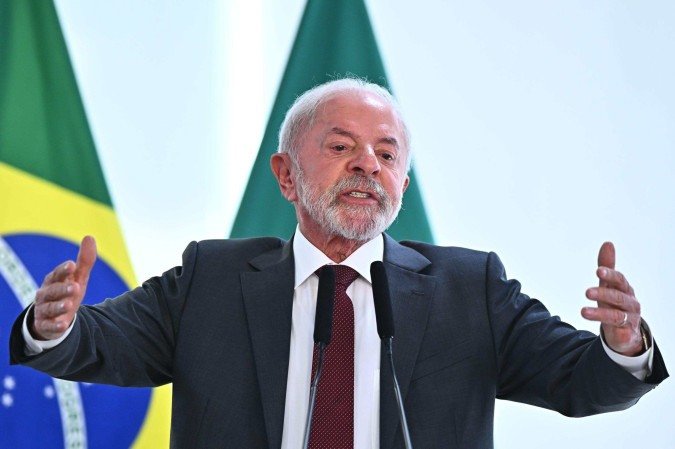Lula e Eduardo Bolsonaro reagem ao ataque dos EUA à Venezuela; veja