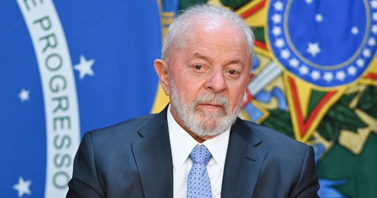 Lula volta a Brasília em meio à crise internacional após captura de Maduro