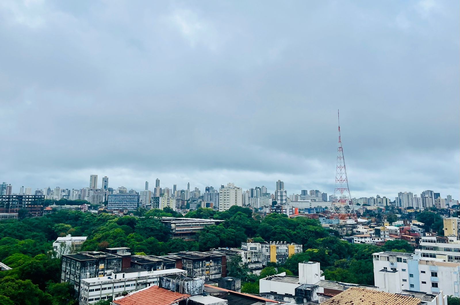 Maior demanda turística e investimento em infraestrutura explicam alta dos preços de imóve