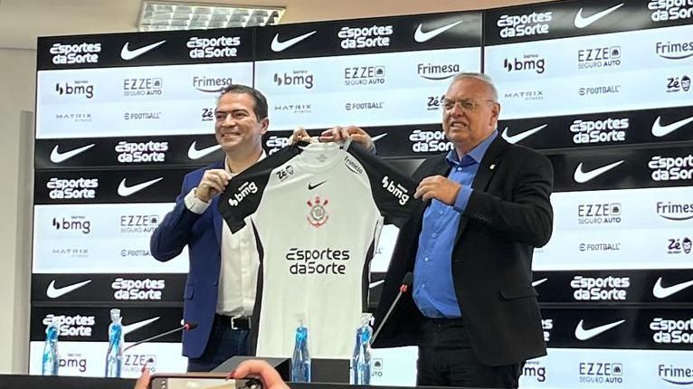 Marcelo Paz fala sobre momento político do Corinthians: “Fio do bigode”