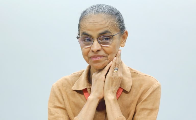 Marina Silva Recebe Título de Doutora Honoris Causa: Um Reconhecimento à Liderança Ambiental