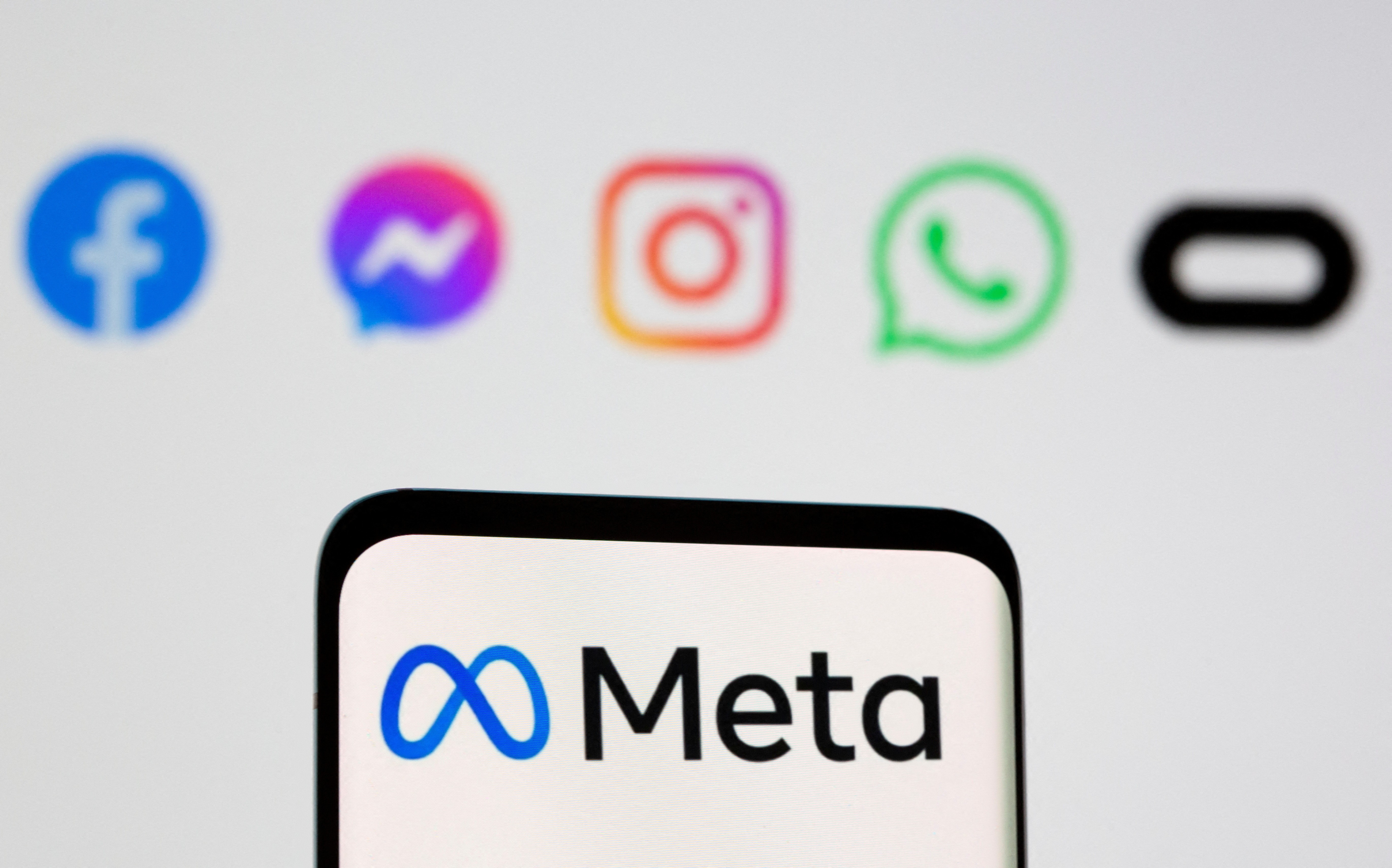 Meta demite 8 mil funcionários: o que significa para o futuro da inteligência artificial no Brasil?