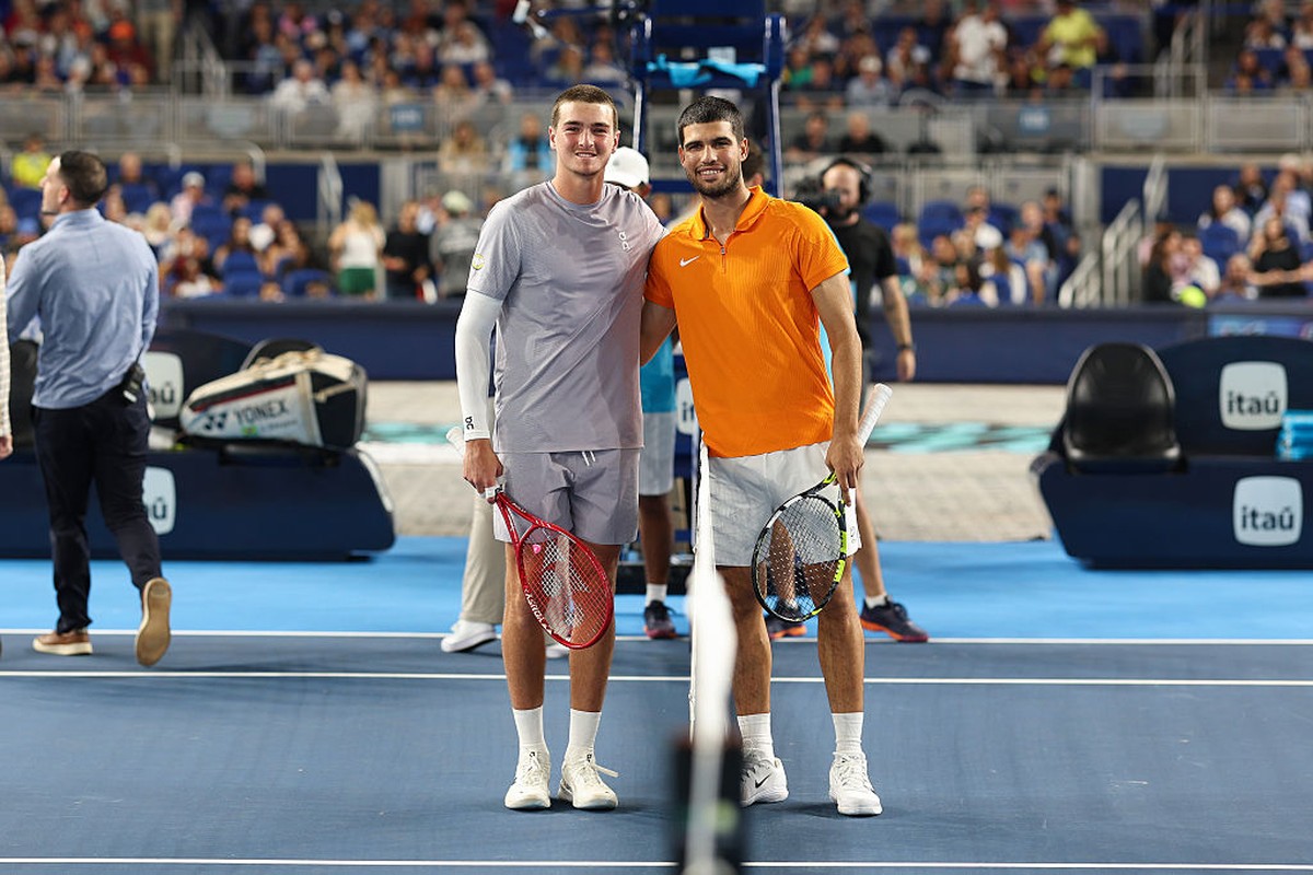 Miami Open 2026: A Batalha de João Fonseca Contra Carlos Alcaraz!