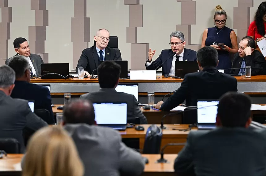 Ministros do STF são convocados para depoimir CPI do Crime Organizado