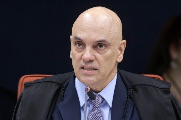 Moraes autoriza visitas dos filhos e da enteada a Bolsonaro