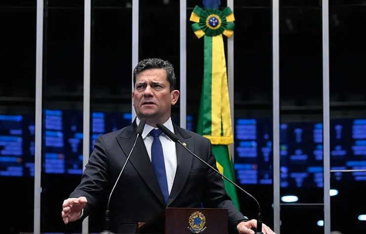 Moro Defende Decisão dos EUA: PCC e Comando Vermelho como Organizações Terroristas?