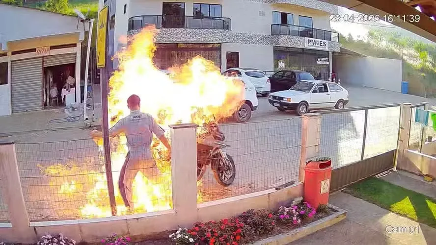 Morte Trágica: Mãe que Tentou Impedir Filho de Incendiar Moto Morre