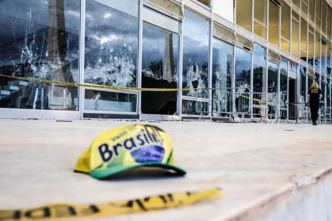 Neste 8 de Janeiro, Três Poderes estão mais distantes