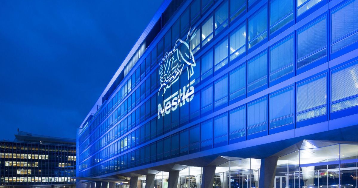 Nestlé inicia recolhimento de fórmulas infantis por risco de contaminação