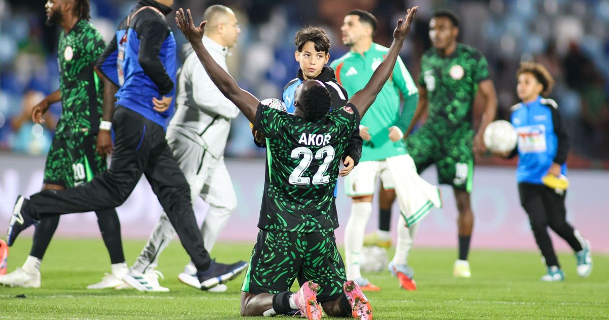 Nigéria vence a Argélia e enfrenta Marrocos na semifinal da Copa Africana