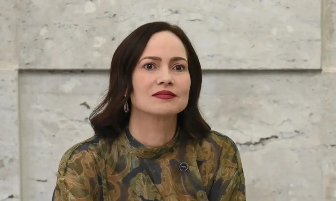 Nova Era no INSS: Ana Cristina Silveira Assume Comando para Revolucionar a Previdência Social