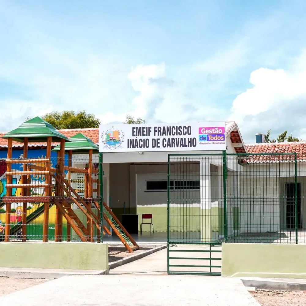 Nova Estrutura Escolar Revoluciona Ensino em Nova Russas: Conheça a EMEIF Francisco Inácio de Carvalho