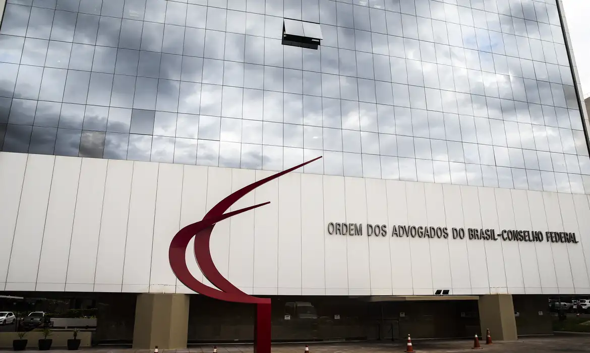 OAB e o Fim do Inquérito das Fake News: Entenda a Solicitação da Ordem dos Advogados