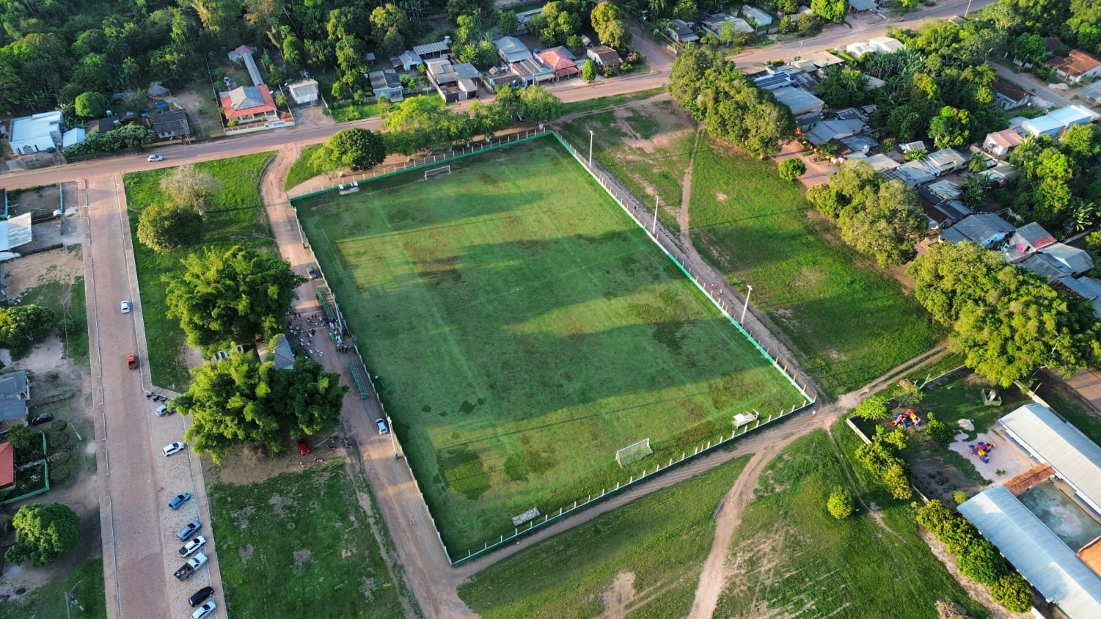 Obras no Dedecão: entenda o que Prefeitura de Belterra precisa adaptar no estádio para rec