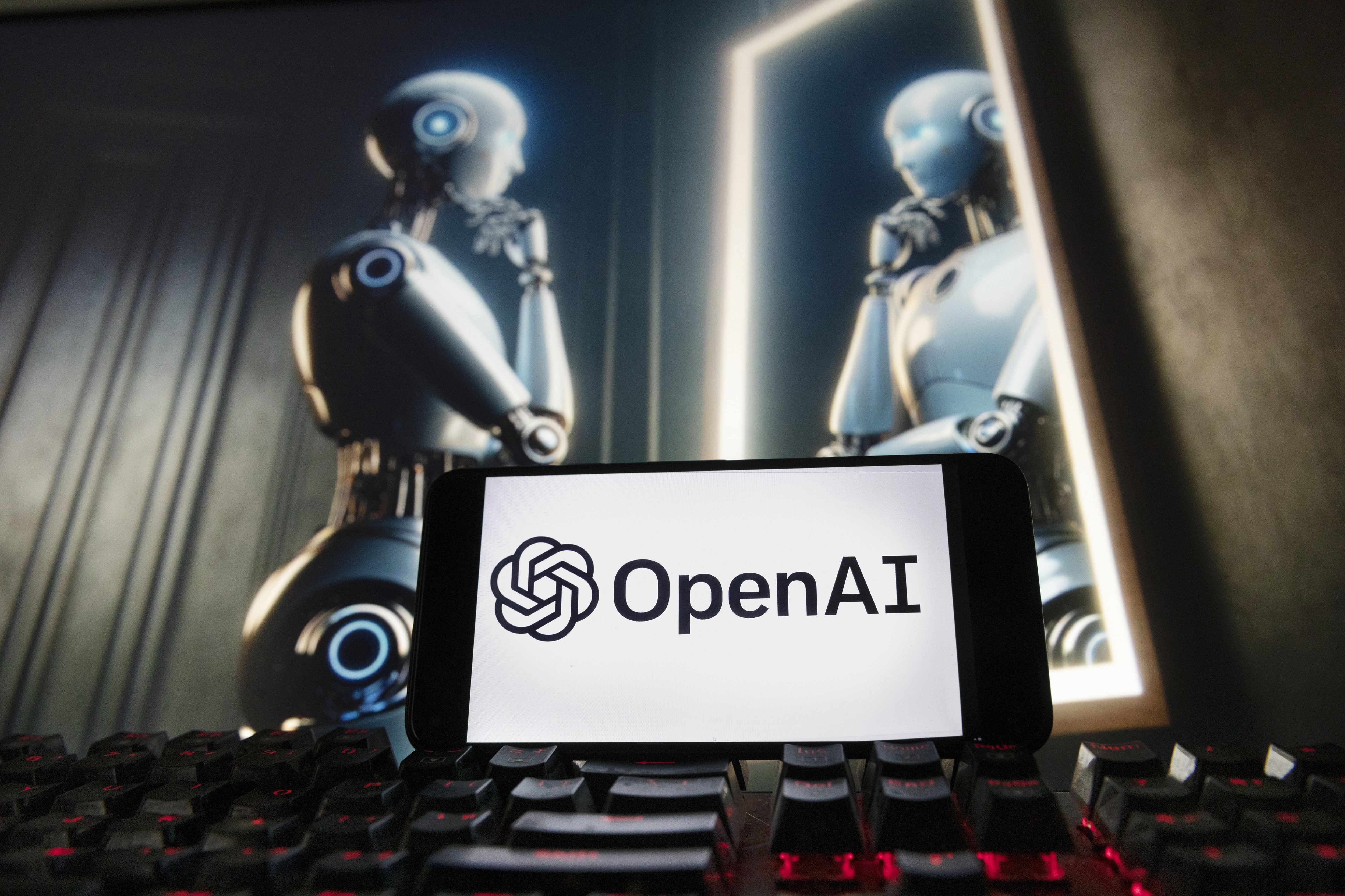 OpenAI cancela chatbot com conteúdo sexual explícito após preocupações sociais