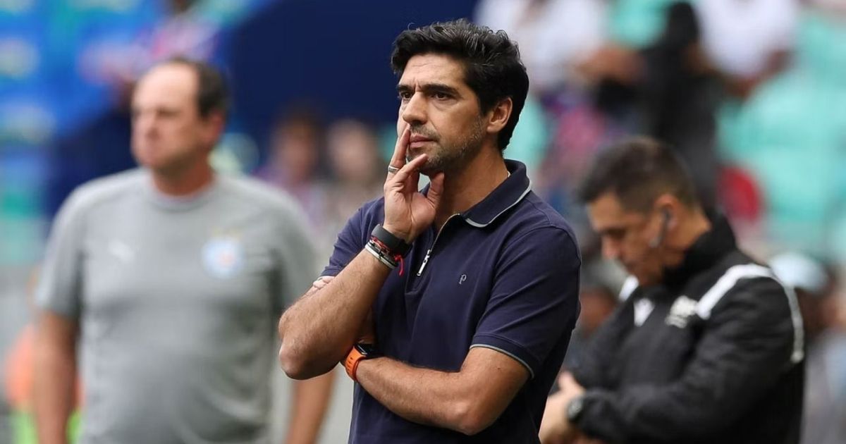 Palmeiras enfrenta desfalques com lesões de Vitor Roque e lateral