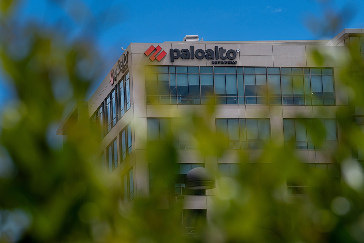 Palo Alto Sofre com Lucros Fracos No 2º Semestre, Ações Caiem 4,3%