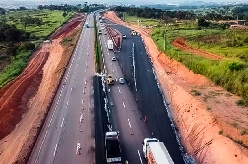 Paralisações de Obras Públicas no Brasil: Um Problema Sem Fim