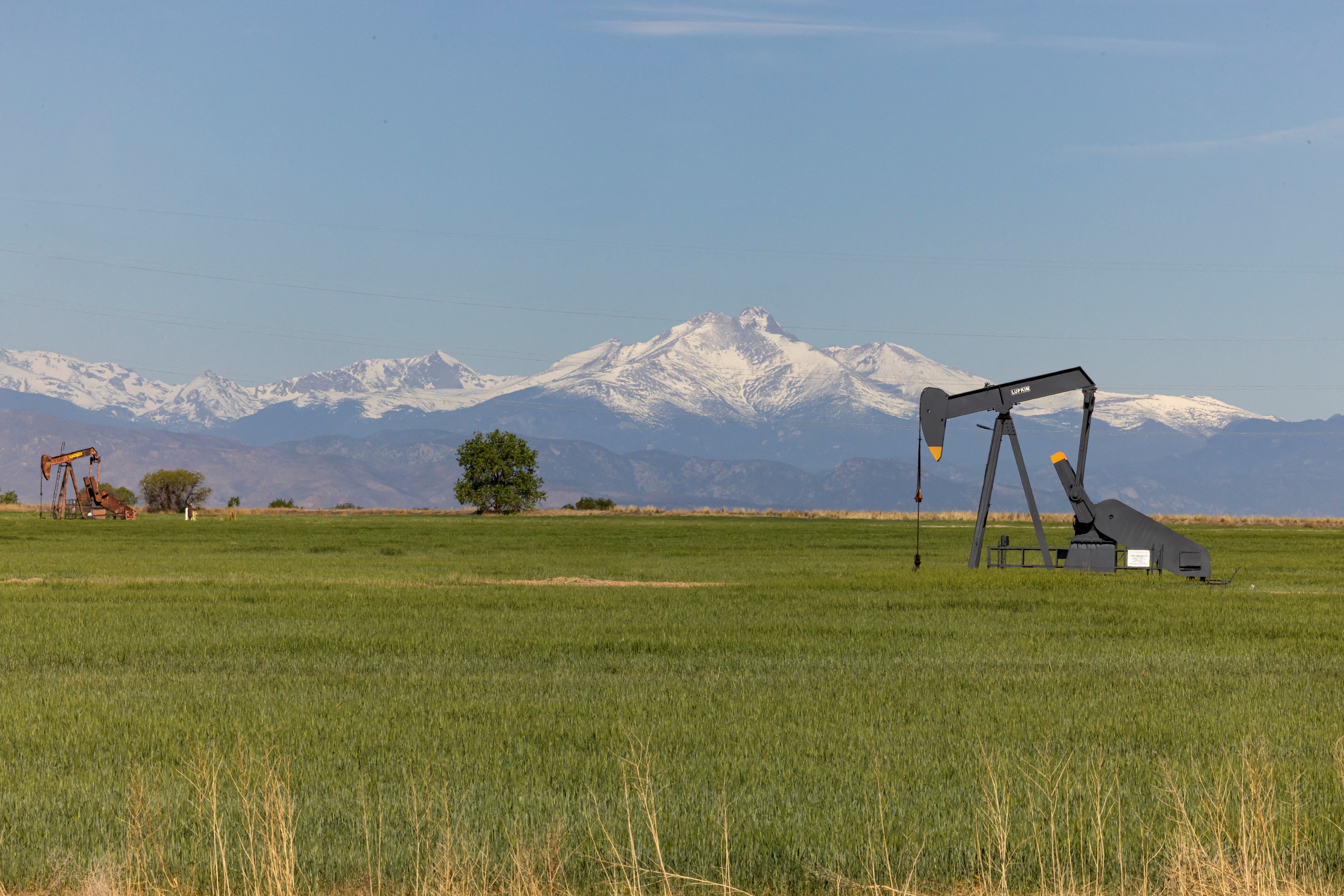 Petróleo dispara após Trump ameaçar Irã novamente: quê aconteceu?