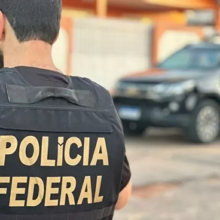 PF Prende Sete PMs Suspeitos de Trabalhar para Tráfico e Milícia no Rio