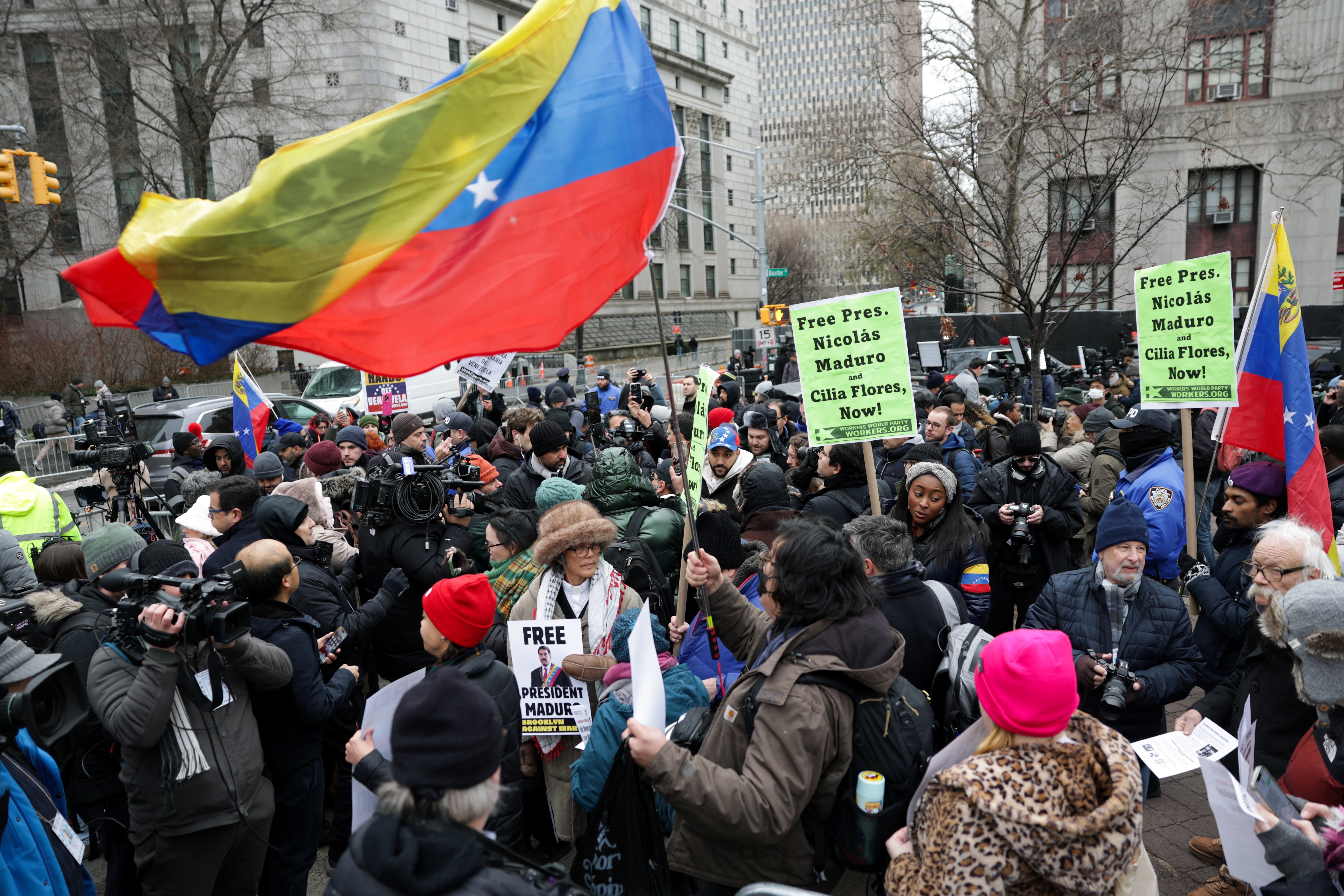 Por que Trump não pediu autorização do Congresso americano para atacar a Venezuela?