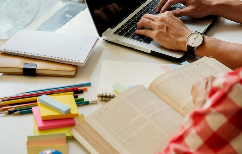 Preparação Eficiente para Concursos em 2026: Dicas de Especialistas